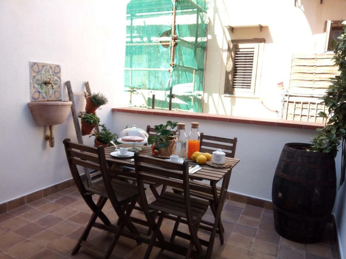 Ferienwohnung Il Terrazzino Sul Kemonia Palermo Exterior foto